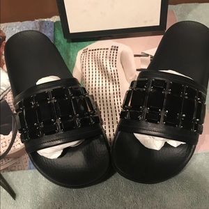💜SOLD💜 AUTHENTIC GUCCI SLIDES